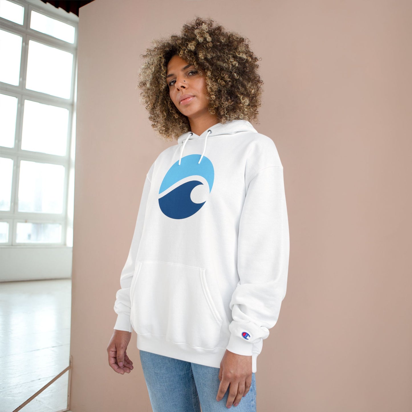 Ocean Wave Champion Hoodie – Minimalist Surf Design