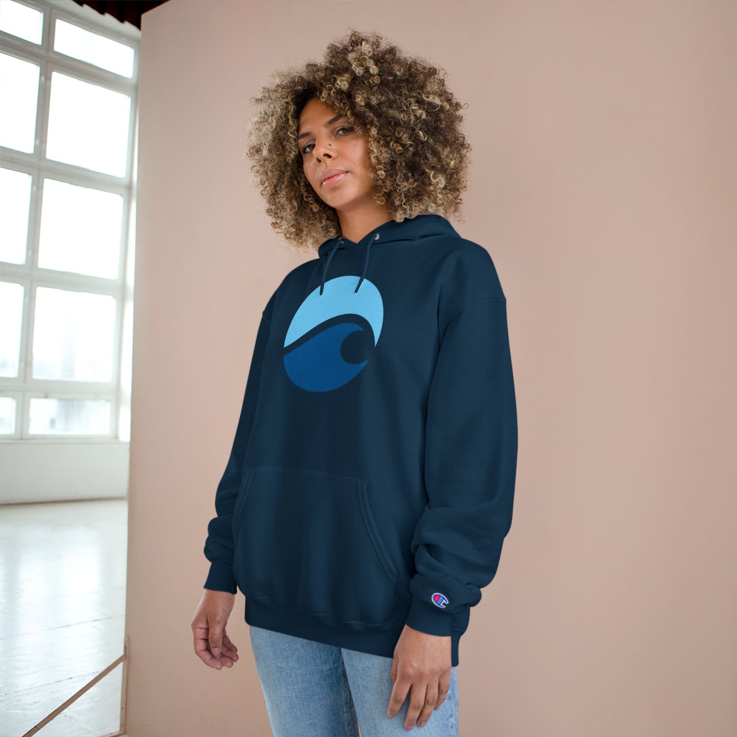 Ocean Wave Champion Hoodie – Minimalist Surf Design